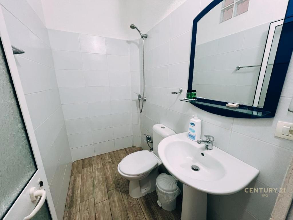 Tirana Central Guesthouse Δωμάτιο φωτογραφία